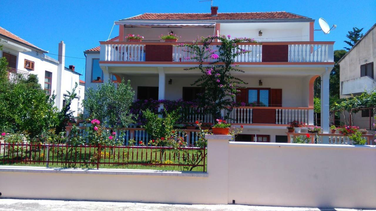 Apartmani Nimcevic Biograd Na Moru Ngoại thất bức ảnh