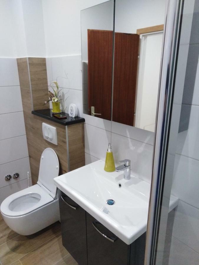 Apartmani Nimcevic Biograd Na Moru Ngoại thất bức ảnh