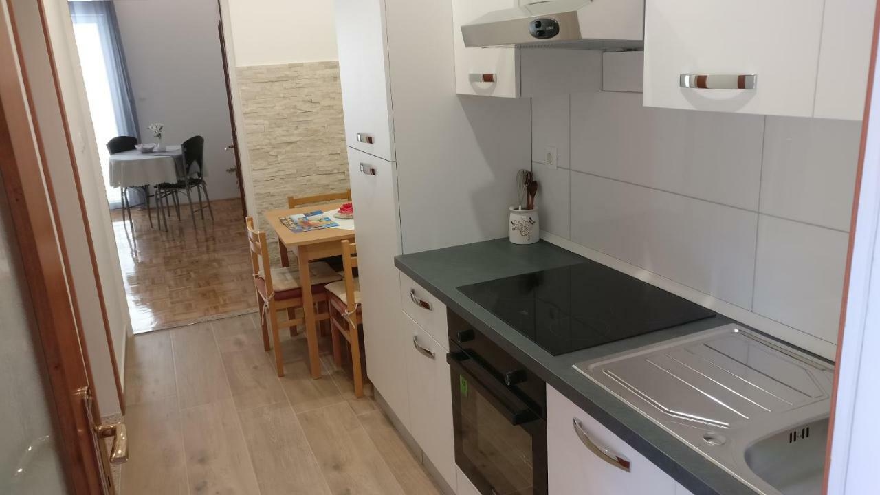 Apartmani Nimcevic Biograd Na Moru Ngoại thất bức ảnh