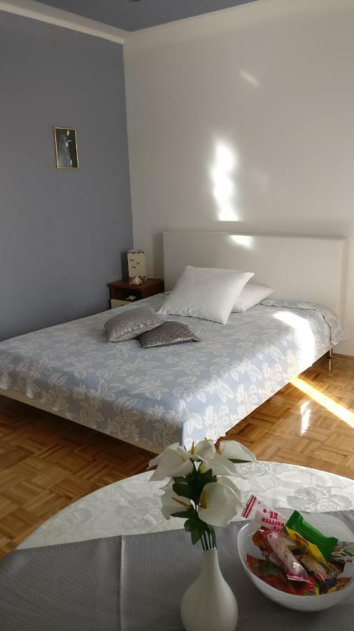 Apartmani Nimcevic Biograd Na Moru Ngoại thất bức ảnh
